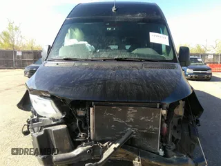 2024 Mercedes-Benz Sprinter Passenger with VIN W1Z4NGHY2RT162429, listed as a IAAI auction lot 41994321 with 6,092 mi miles. Bid and sale history available at carsss.com. Image 12.