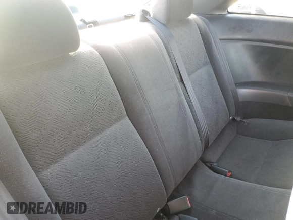 2005 Honda Civic LX with VIN 1HGEM21565L035293, listed as a Copart auction lot 74350794 with 197,536 mi miles and Salvage Title. Bid and sale history available at DreamBid. Image 10.