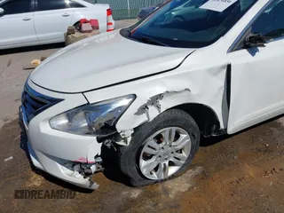 2014 Nissan Altima SV with VIN 1N4AL3AP1EN349712, listed as a IAAI auction lot 41826856 with 149,101 mi miles and . Bid and sale history available at carsss.com. Image 6.