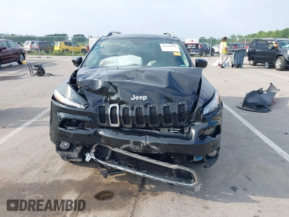 2017 Jeep Cherokee High Altitude z VIN 1C4PJMDS7HW665517, wystawiony jako IAAI lot #42430826 z przebiegiem 139 058 mil mil oraz . Historia ofert i sprzedaży dostępna na DreamBid. Obrazek 13.