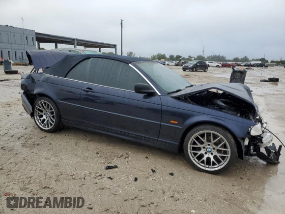 2001 BMW 3 Series 325Ci with VIN WBABS33441JY51892, listed as a Copart auction lot 89110735 with 142,771 mi miles and Salvage Title. Bid and sale history available at carsss.com. Image 4.