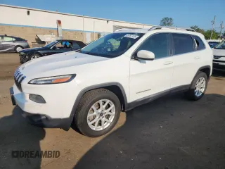 2016 Jeep Cherokee Altitude с VIN 1C4PJMCB2GW197597, выставлен на аукционе Copart как лот 65767135 с пробегом 196 811 миль миль и Списание • Salvage title. История ставок и продаж доступна на DreamBid. Изображение 1.