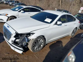 2015 Hyundai Genesis 3.8L with VIN KMHGN4JEXFU091650, listed as a IAAI auction lot 41620534 with 125,626 mi miles. Bid and sale history available at carsss.com. Image 2.
