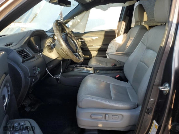 2020 Honda Passport EX-L with VIN 5FNYF7H50LB000628, listed as a Copart auction lot 42327455 with 45,059 mi miles and Salvage Title. Bid and sale history available at carsss.com. Image 7.