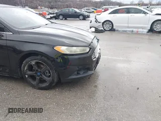 2013 Ford Fusion SE with VIN 3FA6P0HR0DR149724, listed as a IAAI auction lot 41475766 with 132,867 mi miles. Bid and sale history available at carsss.com. Image 19.