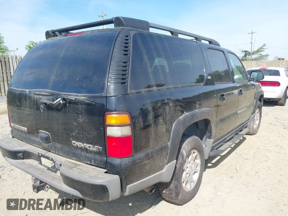 2005 Chevrolet Suburban Z71 with VIN 3GNFK16Z65G214436, listed as a IAAI auction lot 42104821 with 230,386 mi miles. Bid and sale history available at carsss.com. Image 4.
