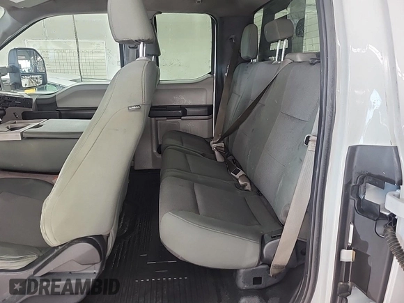 2017 Ford F-350 with VIN 1FT7X3B62HEE09676, listed as a IAAI auction lot 42727709 with 154,269 mi miles and . Bid and sale history available at DreamBid. Image 9.