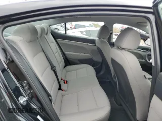 2020 Hyundai Elantra SE z VIN KMHD74LF9LU074479, wystawiony jako Copart lot #52154135 z przebiegiem 30 938 mil mil oraz Szkoda całkowita • Salvage title. Historia ofert i sprzedaży dostępna na DreamBid. Obrazek 10.