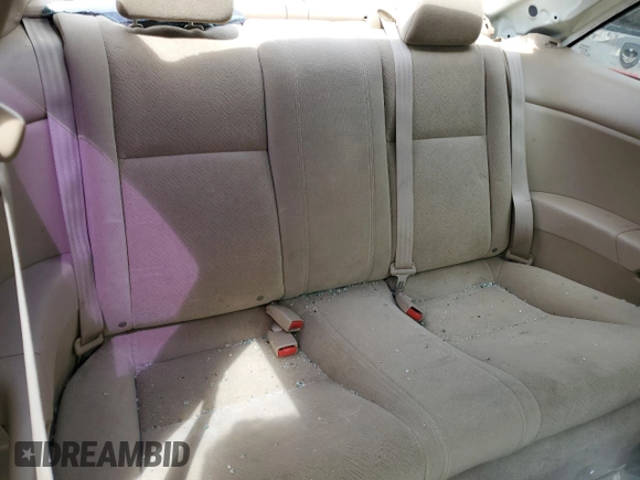 2005 Honda Civic LX with VIN 1HGEM21535L068543, listed as a Copart auction lot 67072854 with 229,873 mi miles and Salvage Title. Bid and sale history available at DreamBid. Image 10.
