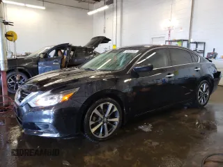 2017 Nissan Altima SV with VIN 1N4AL3AP2HC258657, listed as a Copart auction lot 46035285 with 110,219 mi miles and Salvage title. Bid and sale history available at DreamBid. Image 1.