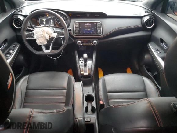 2019 Nissan Kicks S z VIN 3N1CP5CU2KL491930, wystawiony jako Copart lot #61214685 z przebiegiem 83 965 mil mil oraz Szkoda całkowita • Salvage title. Historia ofert i sprzedaży dostępna na DreamBid. Obrazek 8.