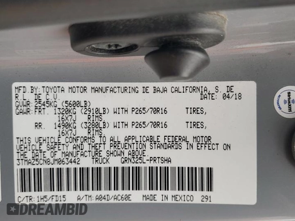 2018 Toyota Tacoma SR5 z VIN 3TMAZ5CN8JM063442, wystawiony jako Copart lot #55141725 z przebiegiem 110 926 mil mil oraz Szkoda całkowita • Salvage title. Historia ofert i sprzedaży dostępna na DreamBid. Obrazek 12.