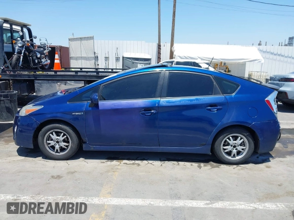 2010 Toyota Prius II z VIN JTDKN3DU1A0174573, wystawiony jako IAAI lot #42265742 z przebiegiem 211 573 mil mil oraz . Historia ofert i sprzedaży dostępna na DreamBid. Obrazek 15.