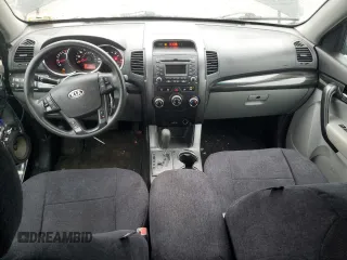 2013 Kia Sorento LX with VIN 5XYKTDA20DG368086, listed as a Copart auction lot 36866124 with 182,583 mi miles and Salvage Title. Bid and sale history available at carsss.com. Image 8.
