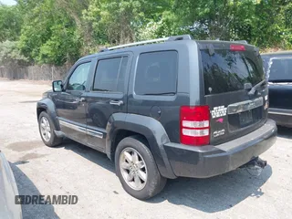 2011 Jeep Liberty Limited 70th Anniversary z VIN 1J4PN5GK9BW586132, wystawiony jako IAAI lot #42453710 z przebiegiem 130 390 mil mil oraz . Historia ofert i sprzedaży dostępna na DreamBid. Obrazek 3.