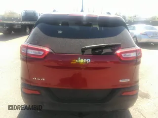 2016 Jeep Cherokee Latitude with VIN 1C4PJMCB9GW142189, listed as a IAAI auction lot 42010107 with 117,835 mi miles and . Bid and sale history available at DreamBid. Image 17.