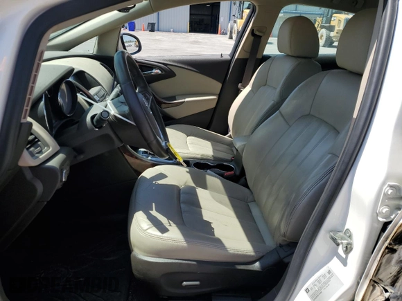2014 Buick Verano Group with VIN 1G4PS5SK0E4184386, listed as a Copart auction lot 53101525 with 94,912 mi miles and Salvage title. Bid and sale history available at DreamBid. Image 7.
