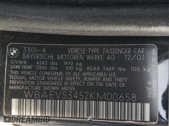 2002 BMW 3 Series 330i with VIN WBAEV53452KM00658, listed as a Copart auction lot 82062874 with 106,031 mi miles and Salvage Title. Bid and sale history available at carsss.com. Image 12.
