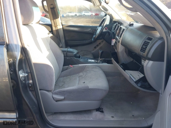 2005 Toyota 4Runner SR5 with VIN JTEZU14R150057790, listed as a IAAI auction lot 41741092 with 347,970 mi miles. Bid and sale history available at carsss.com. Image 5.