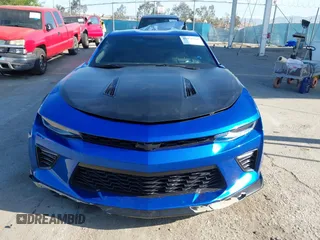 2018 Chevrolet Camaro 1SS with VIN 1G1FE1R78J0131642, listed as a IAAI auction lot 41970560 with 34,140 mi miles and . Bid and sale history available at DreamBid. Image 12.