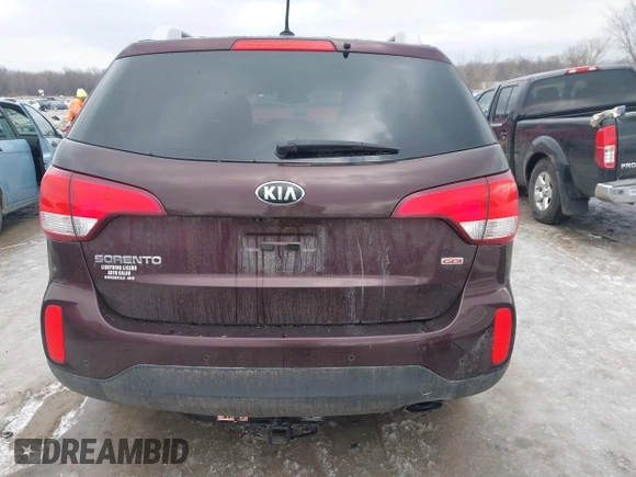 2015 Kia Sorento LX with VIN 5XYKTCA63FG652456, listed as a IAAI auction lot 41554796 with Not Provided miles. Bid and sale history available at carsss.com. Image 15.