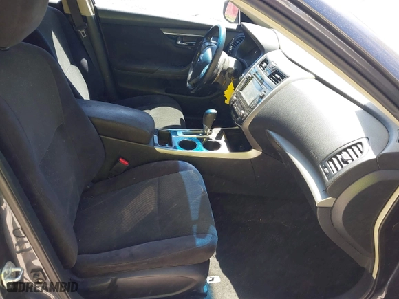2013 Nissan Altima 3.5 SL with VIN 1N4BL3AP0DC138418, listed as a IAAI auction lot 41821231 with 206,103 mi miles. Bid and sale history available at carsss.com. Image 5.