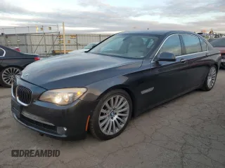 2011 BMW 7 Series 750Li xDrive with VIN WBAKC8C52BC433114, listed as a Copart auction lot 83618794 with 111,664 mi miles and Clean Title. Bid and sale history available at carsss.com. Image 1.