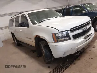 2007 Chevrolet Suburban LTZ with VIN 3GNFK16307G194179, listed as a IAAI auction lot 41504772 with 1 mi miles. Bid and sale history available at carsss.com. Image 1.