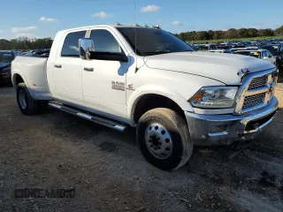 2018 Ram 3500 Laramie with VIN 3C63RRML8JG199802, listed as a Copart auction lot 81910734 with 239,139 mi miles and Salvage Title. Bid and sale history available at carsss.com. Image 4.