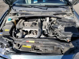 2005 Volvo S60 with VIN YV1RH592052442462, listed as a Copart auction lot 50829495 with 143,983 mi miles and Salvage Title. Bid and sale history available at carsss.com. Image 12.