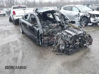 2005 Audi A8 z VIN WAUMR44E95N011574, wystawiony jako IAAI lot #41465146 z przebiegiem Nie podano mil oraz . Historia ofert i sprzedaży dostępna na DreamBid. Obrazek 1.