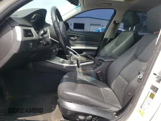 2007 BMW 3 Series 328i with VIN WBAVA33527PG39395, listed as a Copart auction lot 61638825 with 120,130 mi miles and Salvage title. Bid and sale history available at DreamBid. Image 7.