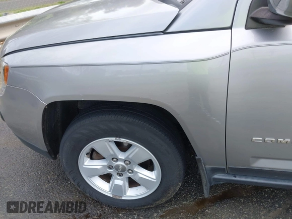2017 Jeep Compass Sport with VIN 1C4NJCBA7HD163209, listed as a IAAI auction lot 41948738 with 116,352 mi miles and . Bid and sale history available at carsss.com. Image 17.