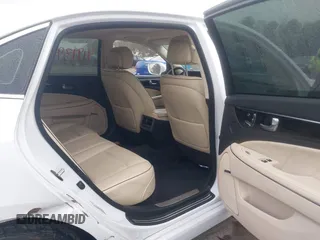 2016 Hyundai Equus Signature z VIN KMHGH4JH5GU106039, wystawiony jako IAAI lot #41913941 z przebiegiem 103 126 mil mil oraz . Historia ofert i sprzedaży dostępna na DreamBid. Obrazek 8.