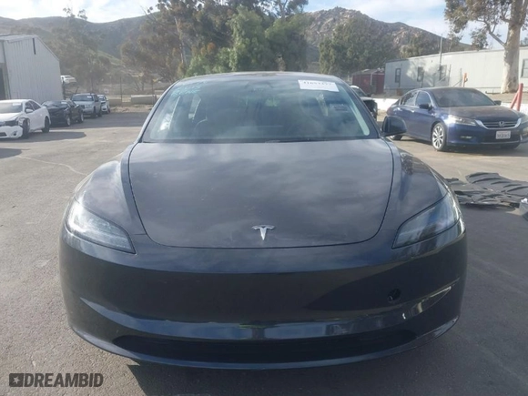 2025 Tesla Model 3 Long Range with VIN 5YJ3E1EB8SF880724, listed as a IAAI auction lot 41657377 with 7,526 mi miles. Bid and sale history available at carsss.com. Image 13.