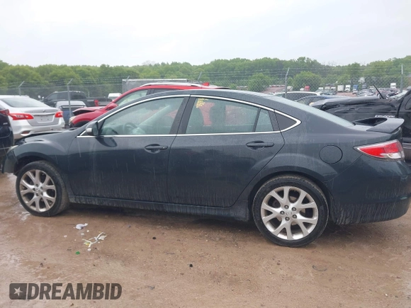 2013 Mazda 6 i Touring Plus z VIN 1YVHZ8EHXD5M12743, wystawiony jako IAAI lot #42365284 z przebiegiem 131 900 mil mil oraz . Historia ofert i sprzedaży dostępna na DreamBid. Obrazek 14.