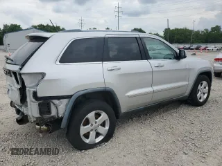 2011 Jeep Grand Cherokee Laredo z VIN 1J4RR4GG9BC714793, wystawiony jako Copart lot #61197945 z przebiegiem Nie podano mil oraz Czysty tytuł • Clean title. Historia ofert i sprzedaży dostępna na DreamBid. Obrazek 3.