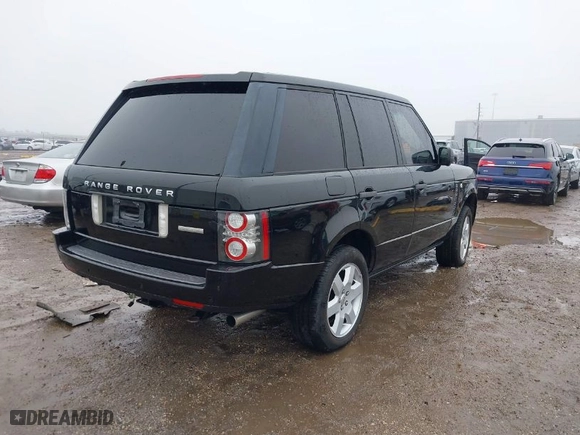 2010 Land Rover Range Rover SC with VIN SALMF1E47AA317554, listed as a IAAI auction lot 41446913 with 125,070 mi miles. Bid and sale history available at carsss.com. Image 4.