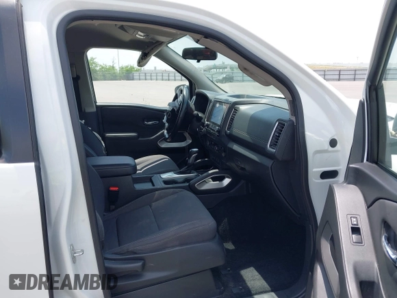 2022 Nissan Frontier SV z VIN 1N6ED1EJXNN693314, wystawiony jako IAAI lot #42322104 z przebiegiem 52 565 mil mil oraz . Historia ofert i sprzedaży dostępna na DreamBid. Obrazek 5.