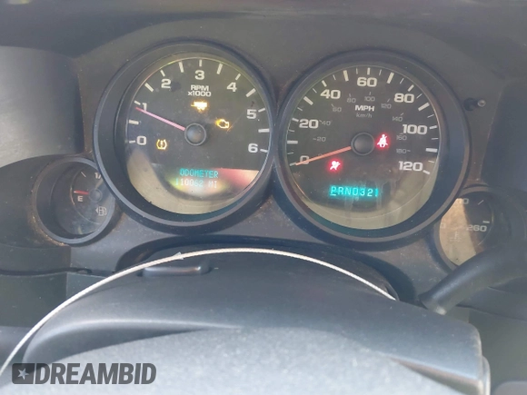 2007 Chevrolet Silverado 1500 LT w/1LT with VIN 2GCEC19C071573513, listed as a IAAI auction lot 41638275 with 110,062 mi miles. Bid and sale history available at carsss.com. Image 7.