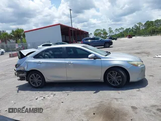 2015 Toyota Camry XLE z VIN 4T1BF1FK5FU970543, wystawiony jako IAAI lot #42373776 z przebiegiem 119 090 mil mil oraz . Historia ofert i sprzedaży dostępna na DreamBid. Obrazek 13.