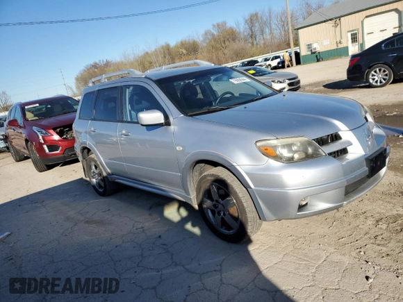 2006 Mitsubishi Outlander SE with VIN JA4LX41F26U014917, listed as a Copart auction lot 79968944 with 110,819 mi miles and Salvage Title. Bid and sale history available at carsss.com. Image 4.