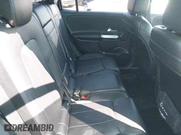 2020 Mercedes-Benz GLB 250 z VIN W1N4M4GB1LW042630, wystawiony jako IAAI lot #41981299 z przebiegiem 66 708 mil mil oraz . Historia ofert i sprzedaży dostępna na DreamBid. Obrazek 8.