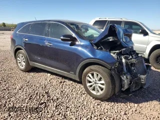2020 Kia Sorento LX with VIN 5XYPGDA36LG652713, listed as a Copart auction lot 46951965 with 76,579 mi miles and Salvage Title. Bid and sale history available at carsss.com. Image 4.