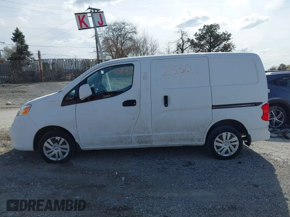 2017 Nissan NV200 SV z VIN 3N6CM0KN9HK701941, wystawiony jako IAAI lot #41862330 z przebiegiem 190 152 mil mil oraz . Historia ofert i sprzedaży dostępna na DreamBid. Obrazek 14.