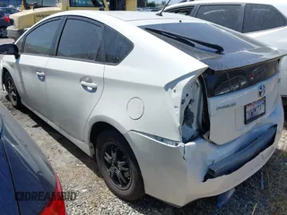 2015 Toyota Prius Four with VIN JTDKN3DU8F1993386, listed as a IAAI auction lot 42333733 with 168,754 mi miles and . Bid and sale history available at DreamBid. Image 3.