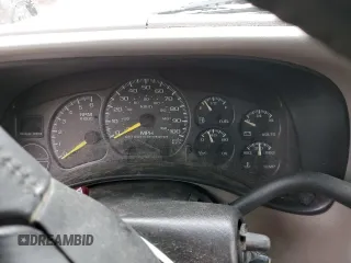 2000 Chevrolet Silverado 1500 with VIN 1GCEC19V3YZ280280, listed as a Copart auction lot 47756885 with 0 mi miles and Salvage Title. Bid and sale history available at carsss.com. Image 9.