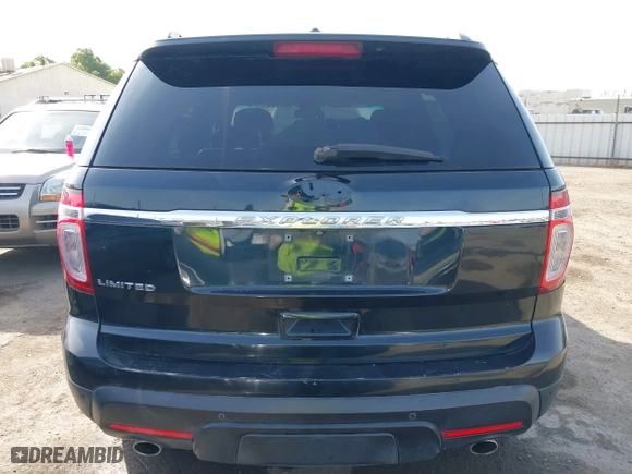 2015 Ford Explorer Limited with VIN 1FM5K7F8XFGA19897, listed as a IAAI auction lot 41960086 with 139,509 mi miles. Bid and sale history available at carsss.com. Image 17.
