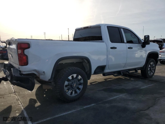 2020 Chevrolet Silverado 2500HD Work Truck with VIN 1GC2YLE73LF220288, listed as a Copart auction lot 51485375 with 144,237 mi miles and Clean Title. Bid and sale history available at carsss.com. Image 3.