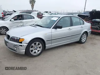 2004 BMW 3 Series 325i with VIN WBAAZ33464KP85402, listed as a IAAI auction lot 42643413 with 48,706 mi miles and . Bid and sale history available at DreamBid. Image 17.